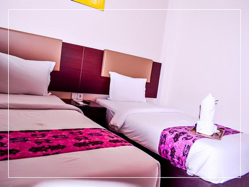 Ayla City Hotel Sorong Esterno foto