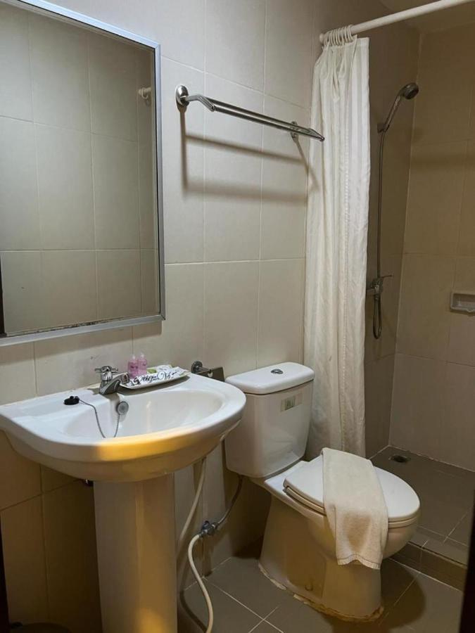 Ayla City Hotel Sorong Esterno foto